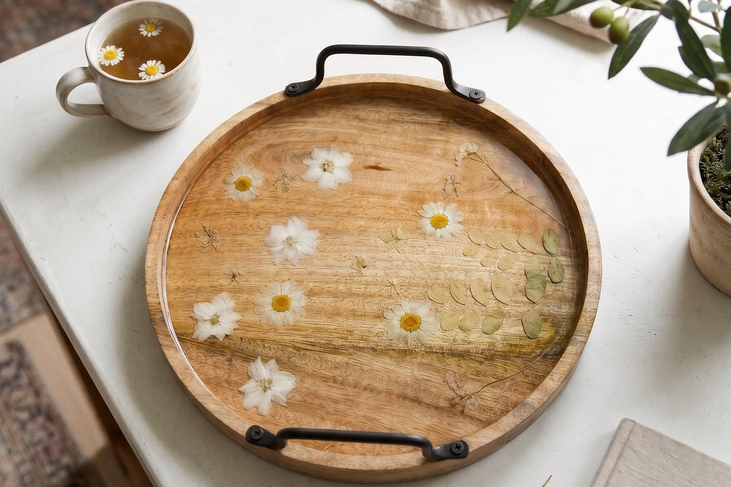 Botanical Daisy & Fern Round Wooden Serving Tray (11")
