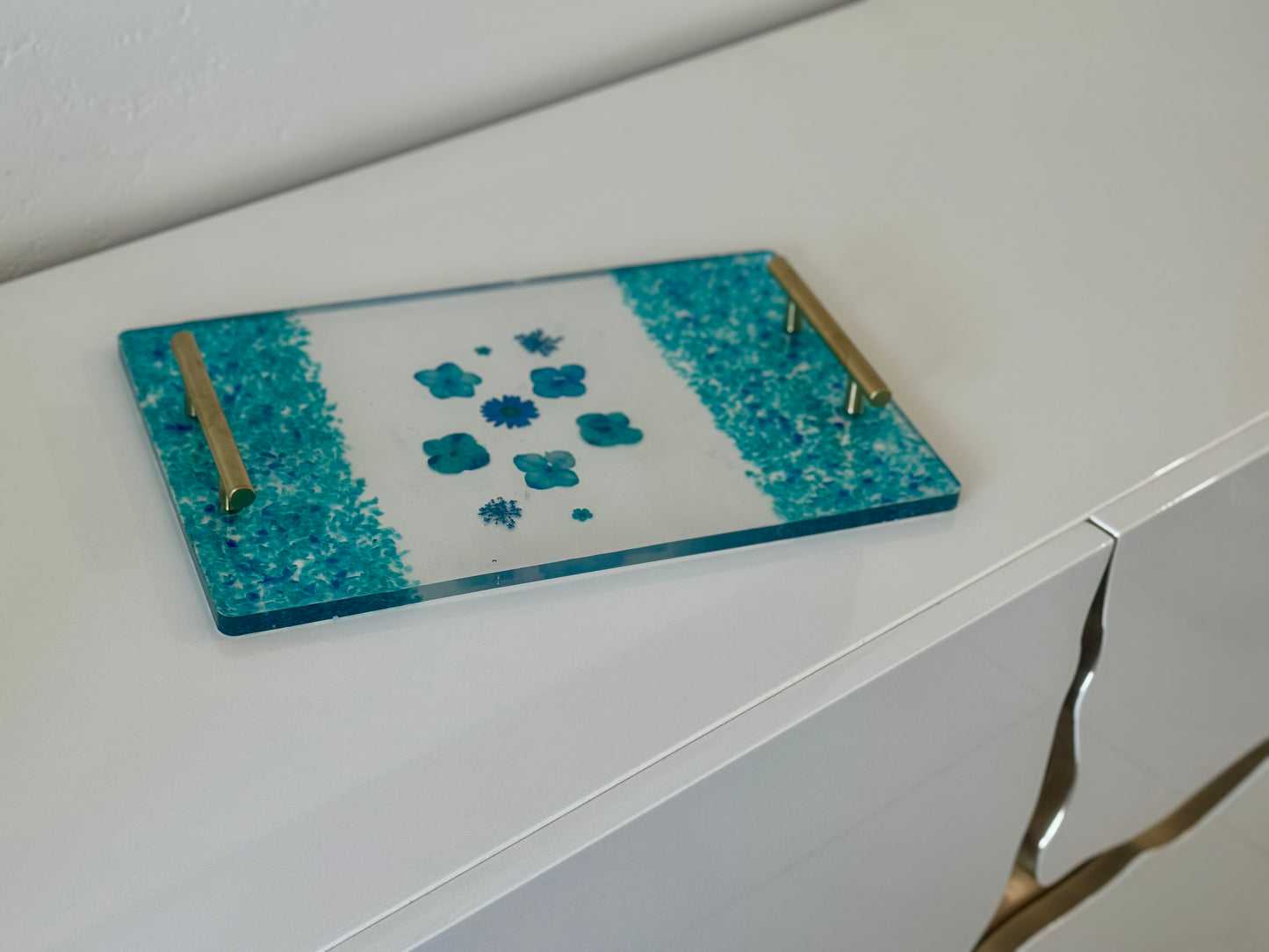 Flat Resin Tray with Handles