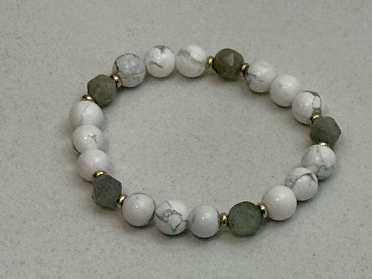 Howlite Power Bracelet
